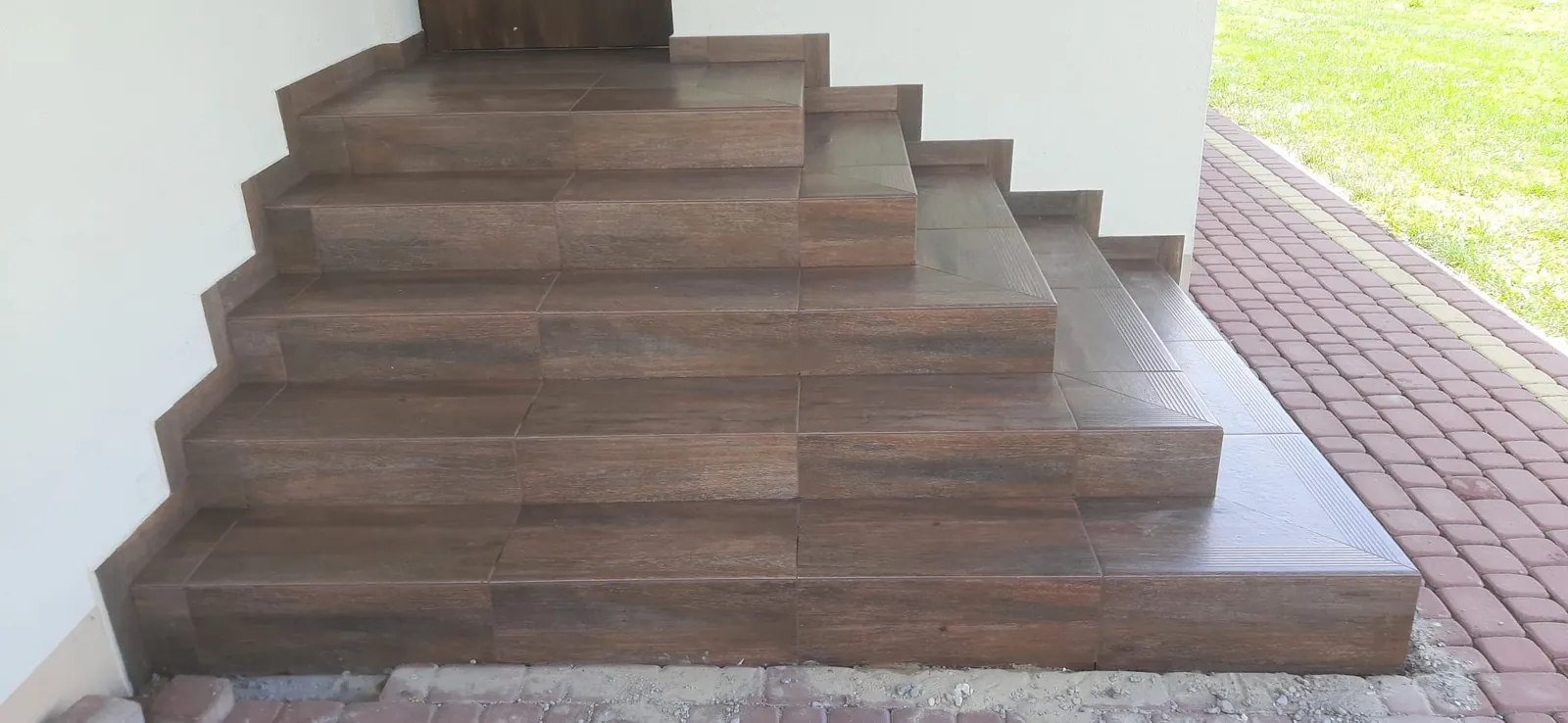 Glazura Rzeszów – płytki duży format