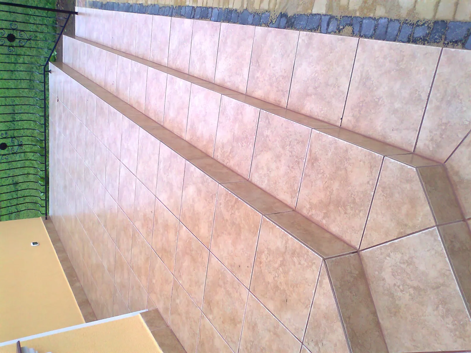 Układanie płytek Rzeszów – STYL-BUD