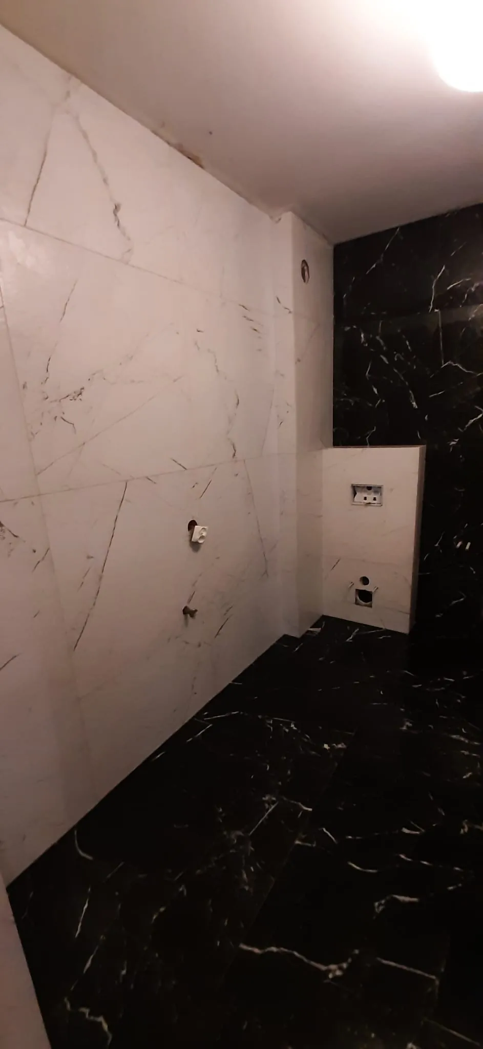 Wykończenie łazienki Przemyśl – ceramika i armatura